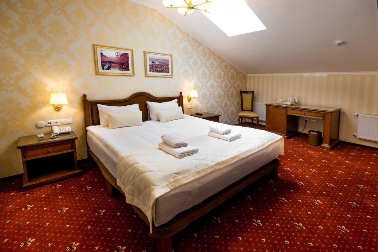 Hotel Fenix Town Vínnytsia Exterior foto